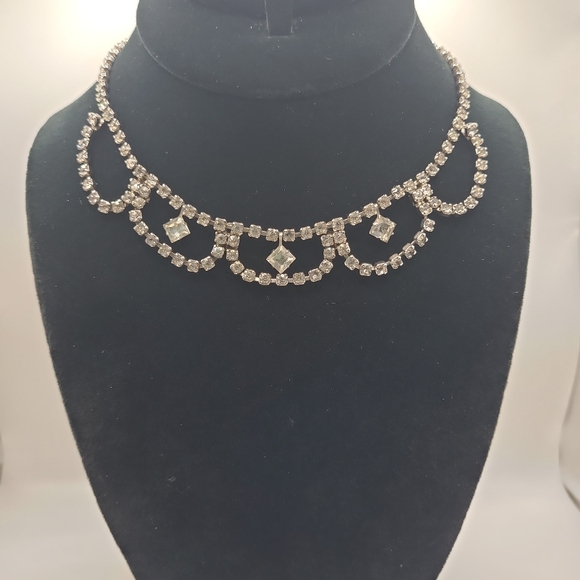 Meet your Posher, Tanya - Picture 9 of 16